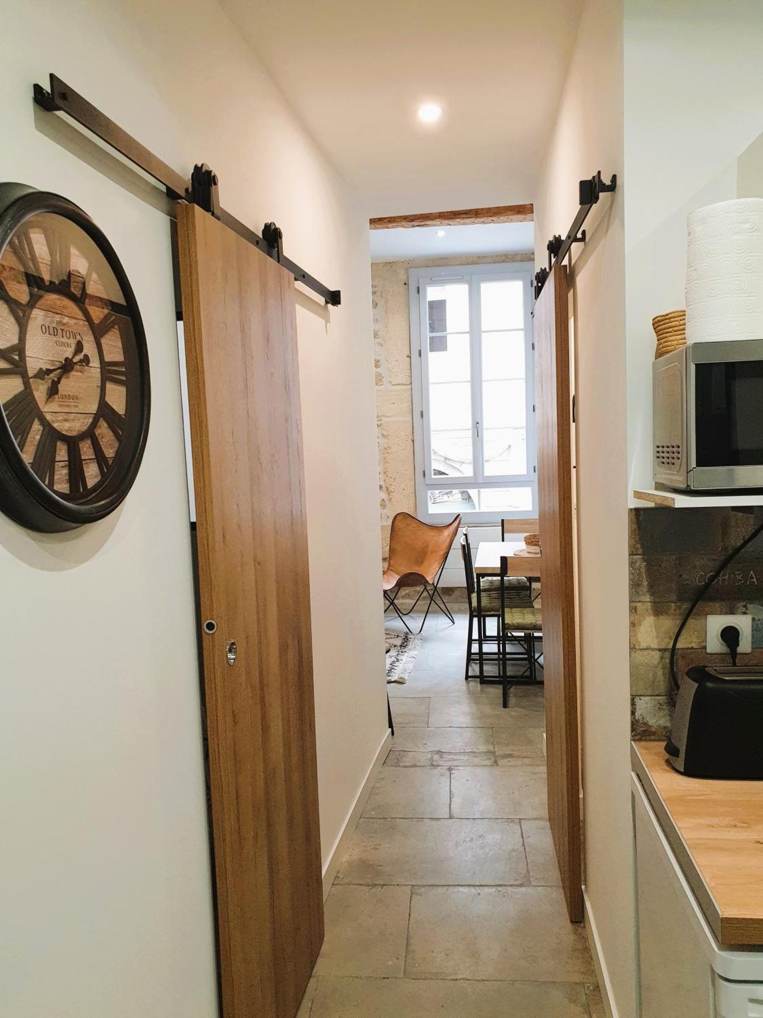 Appartement Cosy Dans Le Centre Historique Montpellier Luaran gambar